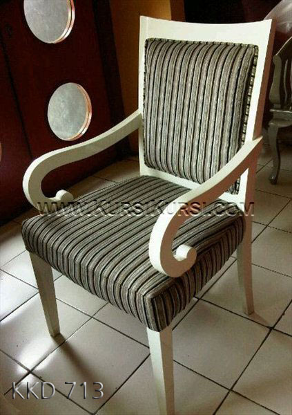 Kursi Sofa Kayu KKD 713