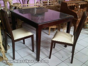 Set Kursi Makan Jok Kayu Jati Jepara
