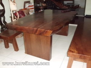 Set Kursi Makan Kayu Trembesi Jepara
