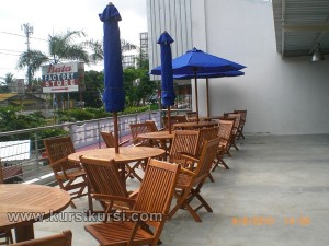 Kursi Taman Set Untuk Cafe Kayu Jati Jepara