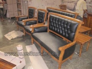 Set Kursi Tamu Salina Ukir Terbaru