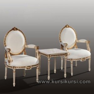 Set Kursi Teras Duco Putih Klasik